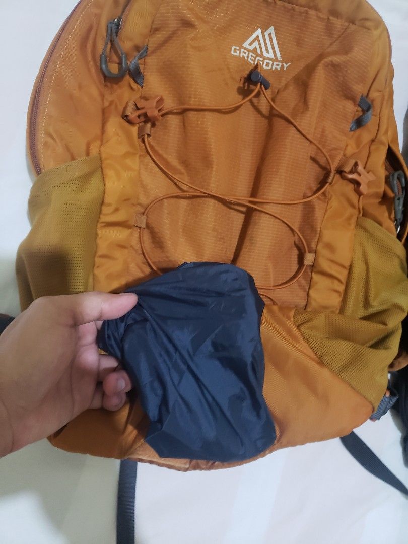 Outdoor Backpack Daypack with issues (Category: Backpacks) located in Makati City. Submitted by ifyouknowmeok (Listing ID 1338458345, Image 3). Description: Gregory Nano 24L may butas sa bandang zipper - SOLD Bigpack Velocity 15L may butas sa may bandang main zipper - 400 paayos nyo nalang po RFS Decluttering.