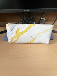 (Category: ) located in . Submitted by fanggggg (Listing ID 1338355122, Image 1). Description: .