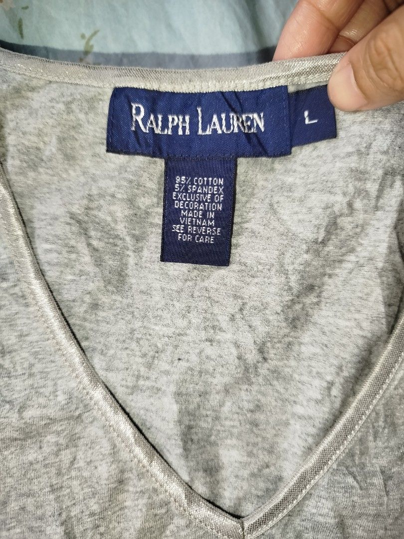 Ralph lauren cotton longsleeves top (Category: Blouses) located in Davao. Submitted by jil88 (Listing ID 1338318374, Image 2). Description: no issue large on tag fit up to xl 19width x 23 length discount if bundle with white ralph lauren top.
