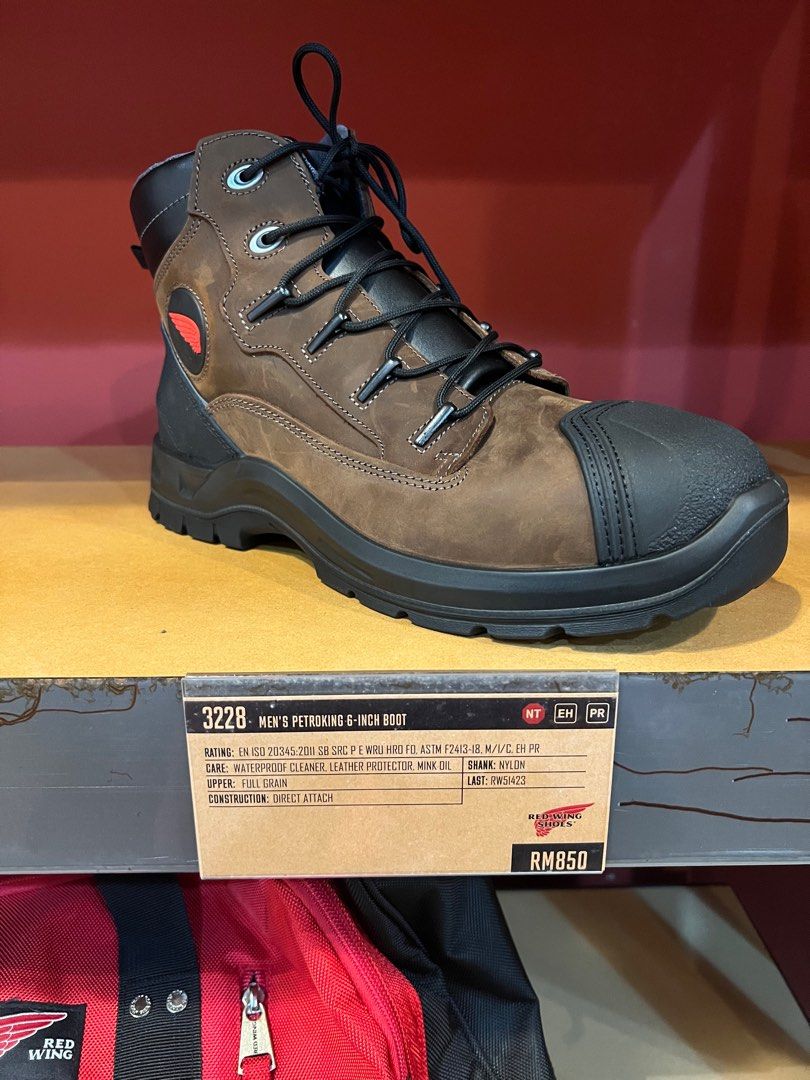 Red Wing safety shoes, Men's Fashion, Footwear, Boots on Carousell