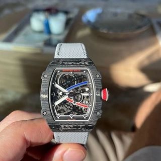 (Category: ) located in . Submitted by 0000watchcollectsg (Listing ID 1338392750, Image 1). Description: .