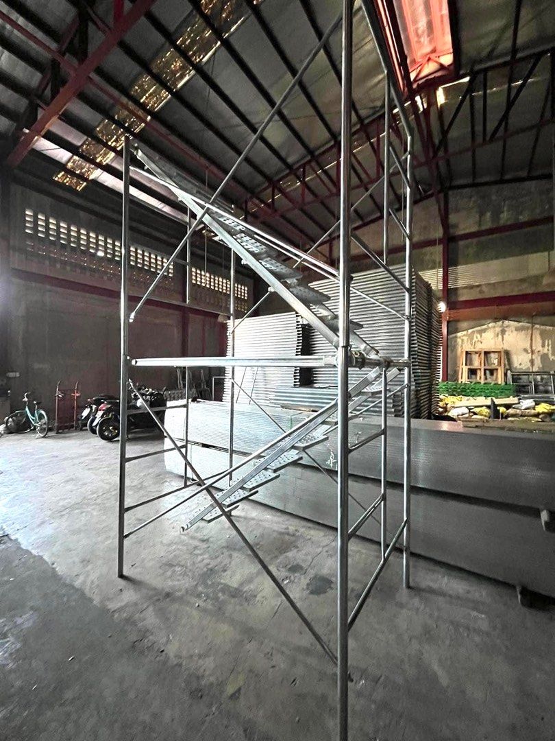 SCAFFOLDING SET S20/S40 (Category: Construction & Building Materials) located in Valenzuela. Submitted by yuuuridr (Listing ID 1338307601, Image 2). Description: FOR SALE SCAFFOLDING SET S20/S40 Inclusion: 2 hframe, 2 crossbrace, 4 joint pin. Also we have Steel ladder Catwalk/Platform Caster wheel Base jack .