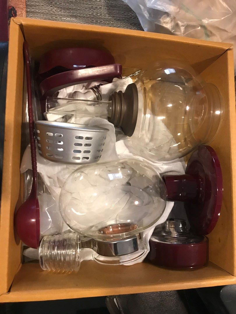 Siphon Coffee Maker (Category: Coffee Machines & Makers) located in Navotas City. Submitted by mph_thrift (Listing ID 1338305350, Image 2). Description: with box.