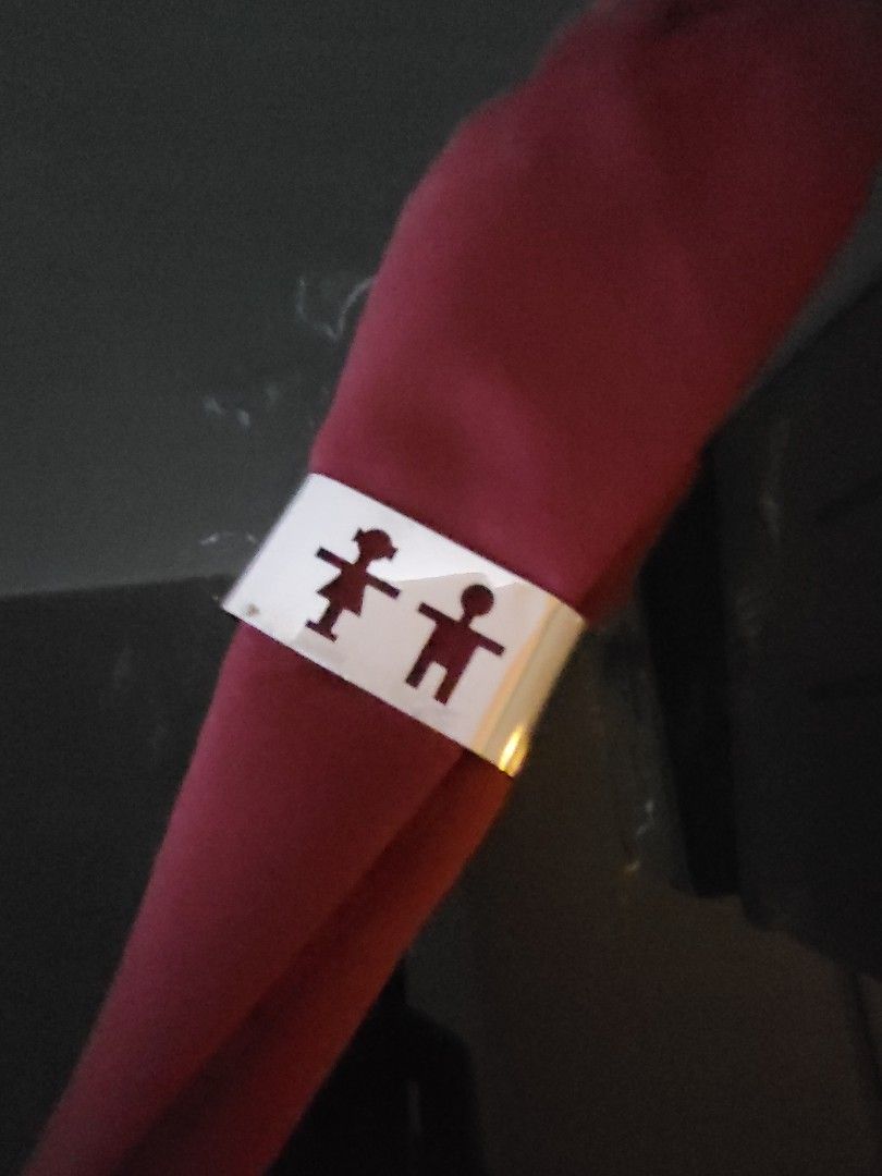Stainless Napkin Ring (Category: Towels, Napkins & Holders) located in Pasig City. Submitted by shirls08 (Listing ID 1338341426, Image 2). Description: .