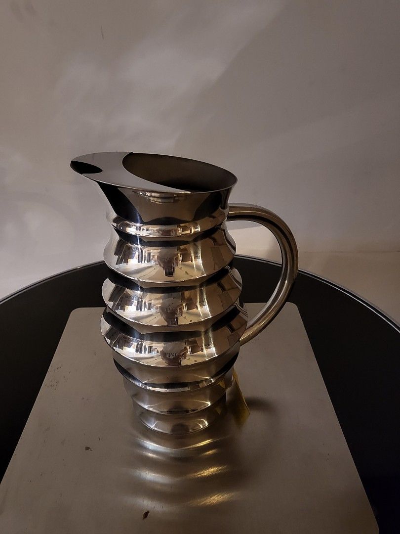 Stainless Pitcher (Category: Pitchers & Dispensers) located in Pasig City. Submitted by shirls08 (Listing ID 1338337589, Image 2). Description: .