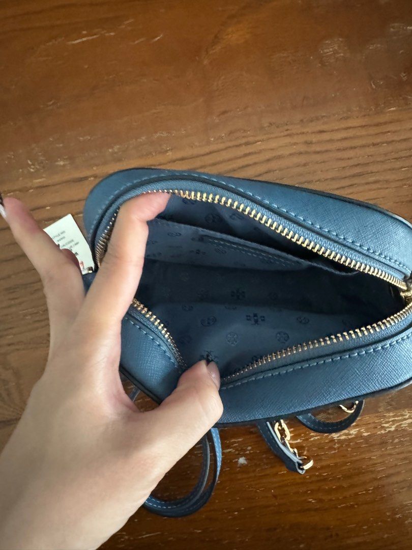 Tory Burch Robinson round crossbody Luxury Bags Wallets on Carousell