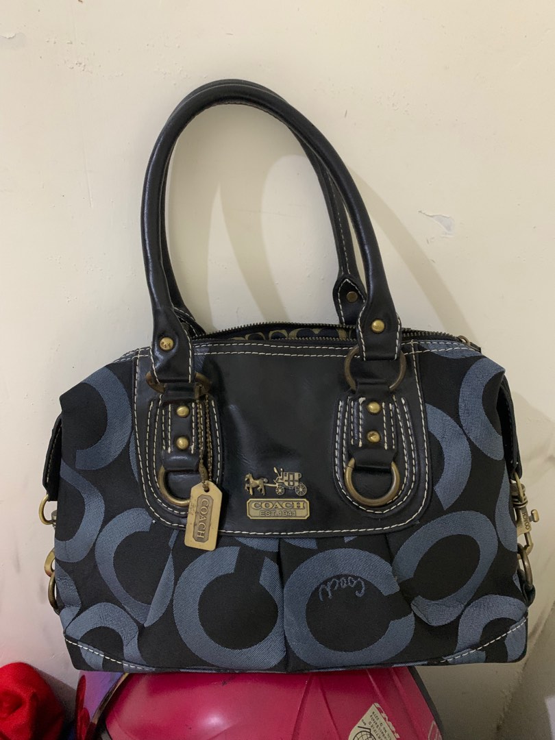 Vintage coach bag Women s Fashion Bags Wallets Shoulder Bags on Carousell