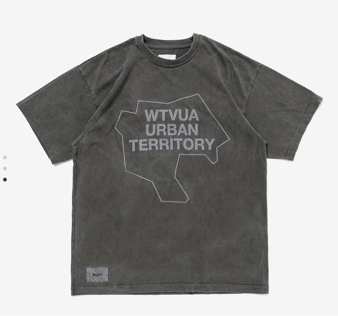 Wtaps Tshirt (Category: Tshirts & Polo Shirts ) located in Makati City. Submitted by olaxb (Listing ID 1338406504, Image 1). Description: WTAPS 813/SS/Cotton 100% 242ATDT-CSM04 Color: Black Size 01/Small Brand New Body Length - 73 Shoulder width - 53 Chest width - 57 Sleeve length - 20 .