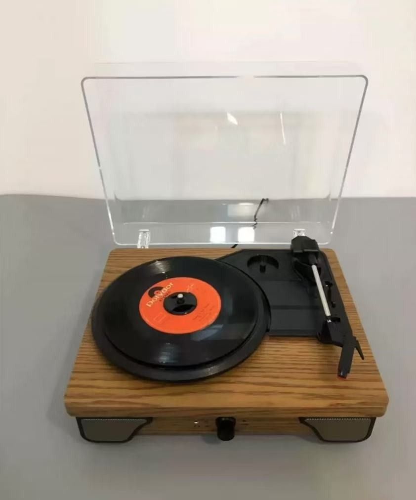 全新歐式復古黑膠留聲唱片機全新未開封家用送禮唱片機, 音響器材, 音樂播放裝置MP3及CD Player - Carousell