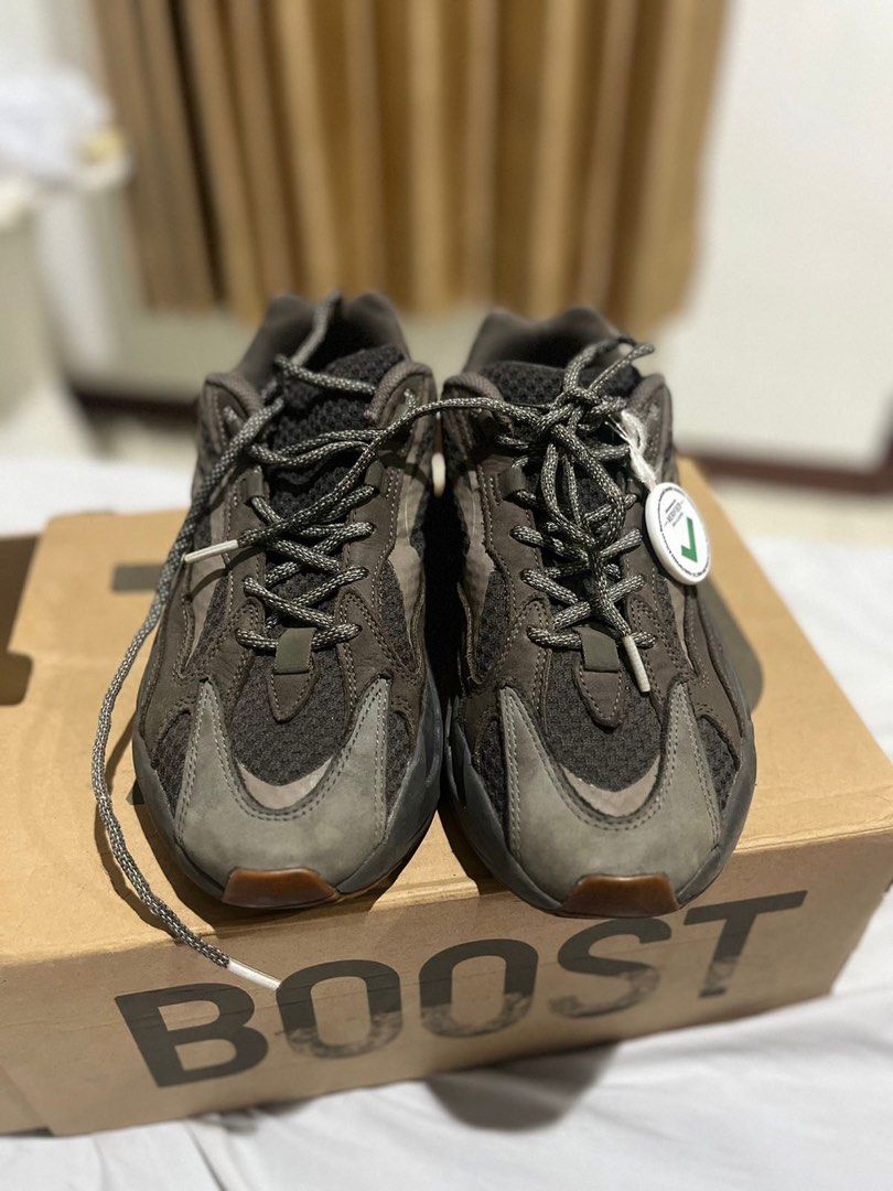 Adidas yeezy boost 700 (Kategori: Sneakers) berada di Jakarta Barat. Dikirim oleh prlme (ID iklan 1338536096, Gambar 2). Deskripsi: Bisa COD Ori 100%.