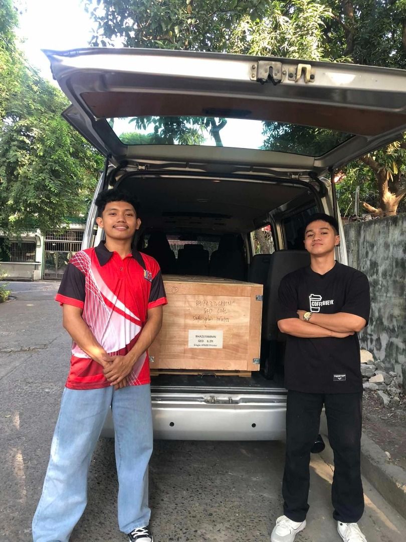 ALL BRAND NEW 6FT EPSON DX11 SINGLE HEAD PRINTER (Category: Printers, Scanners & Copiers) located in Manila. Submitted by rjballos (Listing ID 1338483187, Image 1). Description: Want to start your own printing business but you’re on a budget? May it be for shirt printing, sublimation, tarpaulin, stickers or more. We got you! Start your printing business with the best quality and most affordable printer machines in the market. We offer: ☑️ Epson D