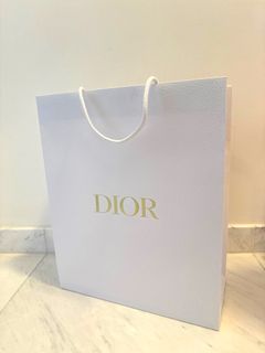 (Category: ) located in . Submitted by jl_closet (Listing ID 1338505891, Image 1). Description: .