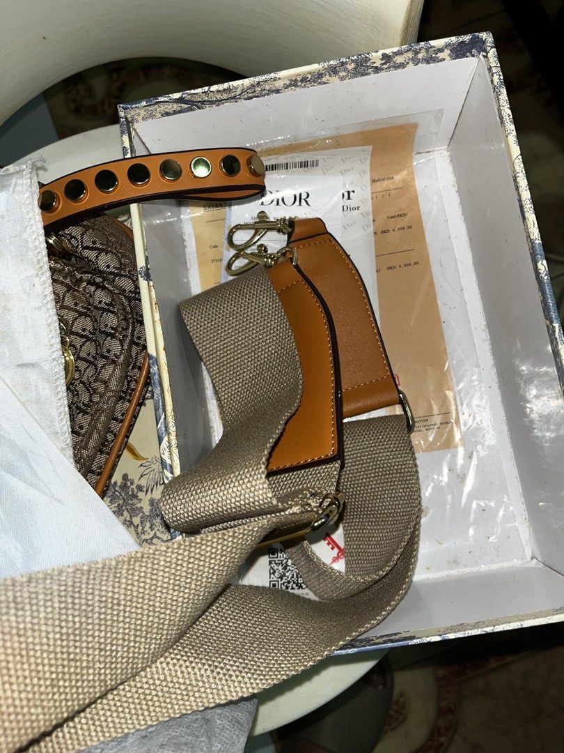 Dior Sling Belt Bag (Category: Luxury Bags & Wallets) located in Cavite. Submitted by rcamii (Listing ID 1338615067, Image 2). Description: Class A.