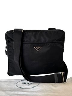 (Kategori: ) berada di . Dikirim oleh kiano_shoes (ID iklan 1338484473, Gambar 1). Deskripsi: .