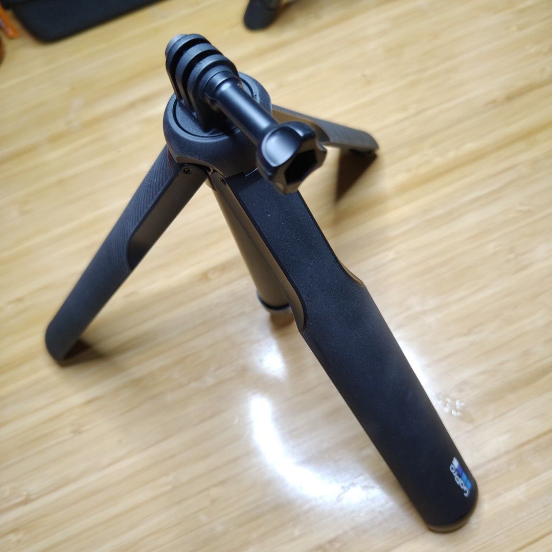 Go Pro Max Grip + Tripod (Category: Tripods & Monopods) located in Manila. Submitted by rossinicalabig (Listing ID 1338508020, Image 1). Description: 2,500ONLY Original Go Pro Accessory Good as new! Pwede nyo po itest ang mga go pro,digicams and Canon,Nikon,Fuji lenses for sale sa studio nmin khit undecided pa bumili. Exact address of STUDIO J 2.0: 4427 Old Sta.Mesa Street, Sta.Mesa Mla (infront of Mercury Drugs) Open til 8PM po kmi today. Indoor