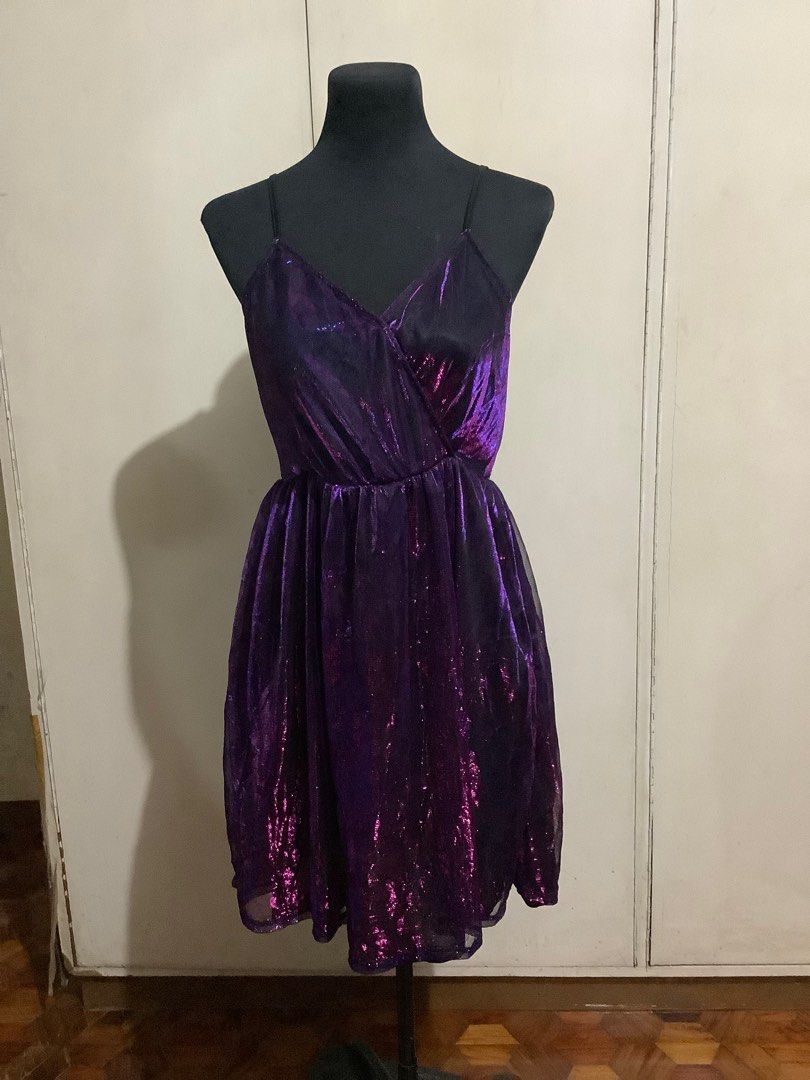 Gradient Purple Color Mesh Party Dress (Category: Dresses) located in Manila. Submitted by angelshope (Listing ID 1338583099, Image 1). Description: Gradient Two Color Mesh Party Dress Double lining Size Large .
