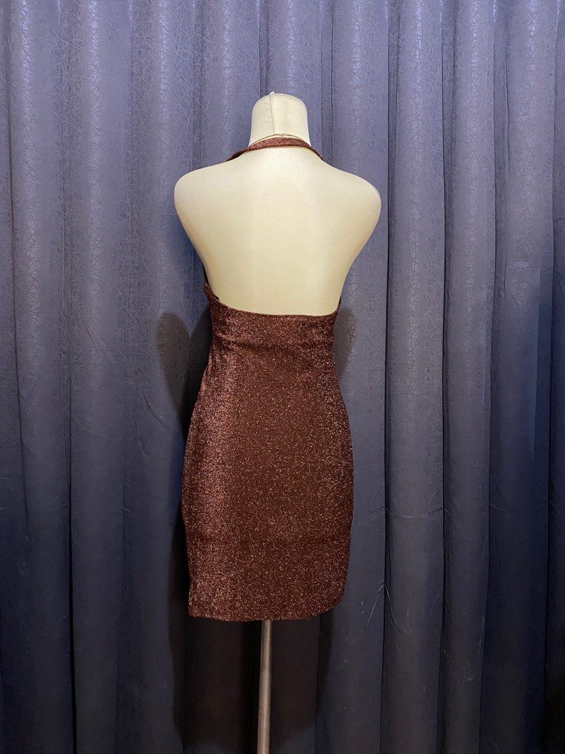 H&M Halter neck ruched dress sparkly dark brown glitter shimmer sleeveless  | minidress press body shimmer blink party pesta summer tanktop sexy  backless y2k, Fesyen Wanita, Pakaian Wanita, Gaun & Rok di