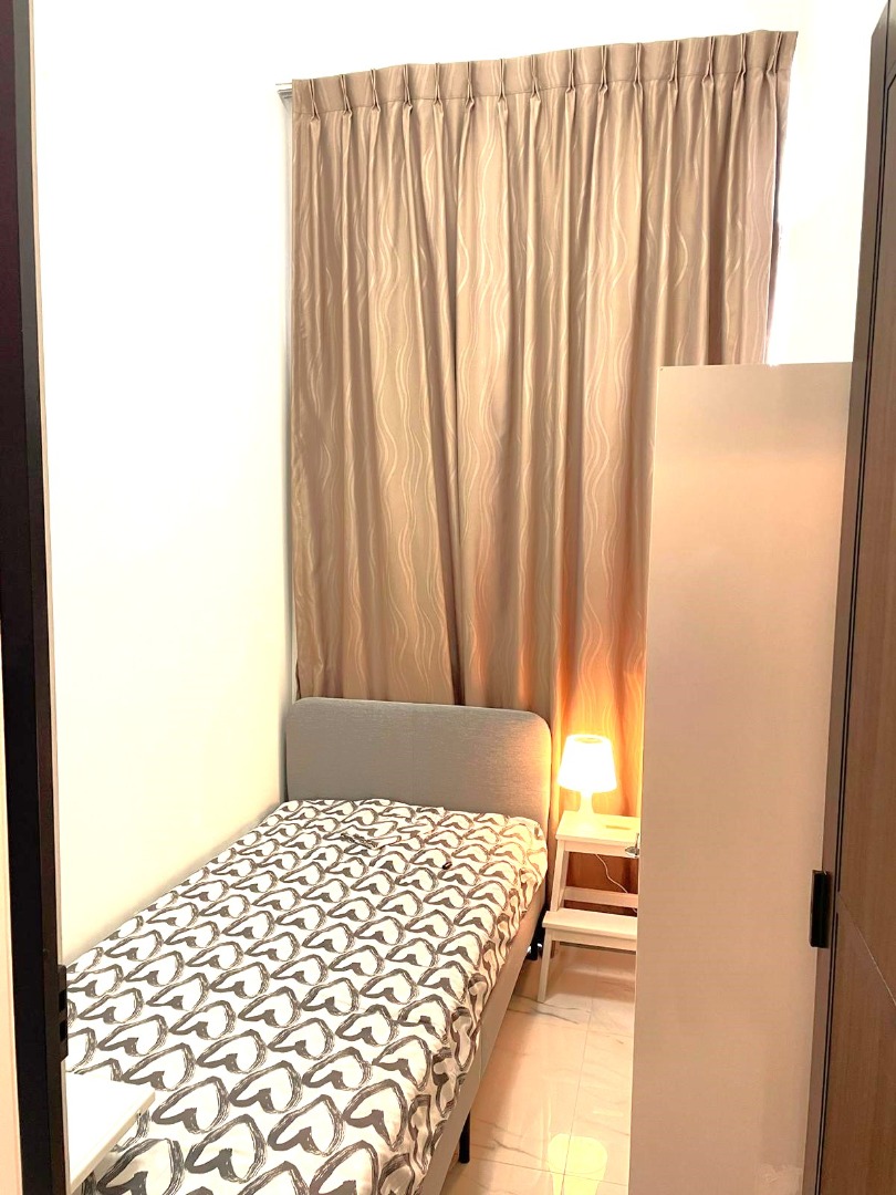 (Category: ) located in . Submitted by your_rental_specialist (Listing ID 1338529183, Image 1). Description: .