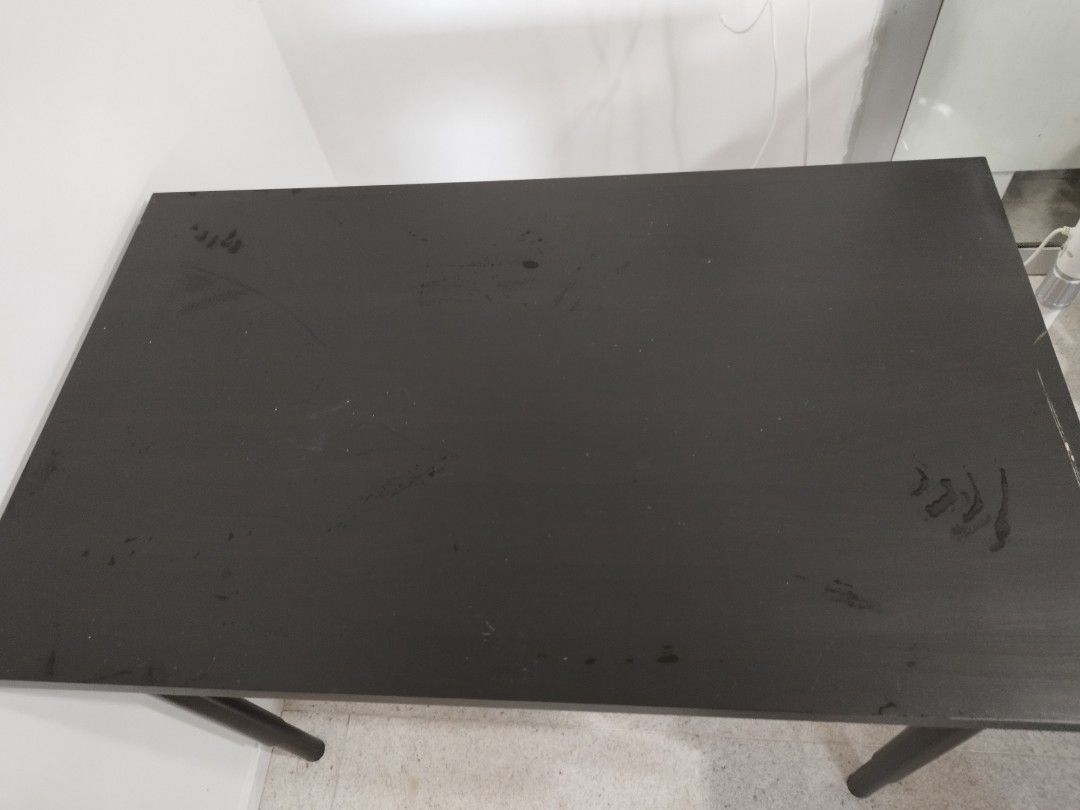 IKEA Table/ study table (Category: Tables & Sets) located in Singapore. Submitted by kwaren_5 (Listing ID 1338576468, Image 2). Description: already dismantle for easy transportation 24" x 39" 100cmx60cm.