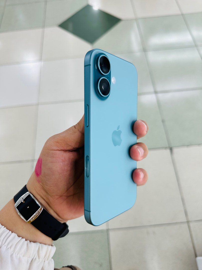 Iphone 16 256gb 100% batt Globelocked (Category: iPhone 16 Series) located in San Juan City. Submitted by javedsgadgetshop (Listing ID 1338559856, Image 3). Description: OPEN FOR INSTALLMENT VIA CREDIT CARD/GGIVES/SPAY/BILLEASE & SWAP/TRADE-IN! BUY AND SELL! Quick Specs : Iphone 16 •256gb •NTC Variant •100% batt health •Globelocked •100% Smoothness •No hidden issue | No Repaired •100% Authentic | Not Refurbished •w/ OEM Charger & store warranty ❣