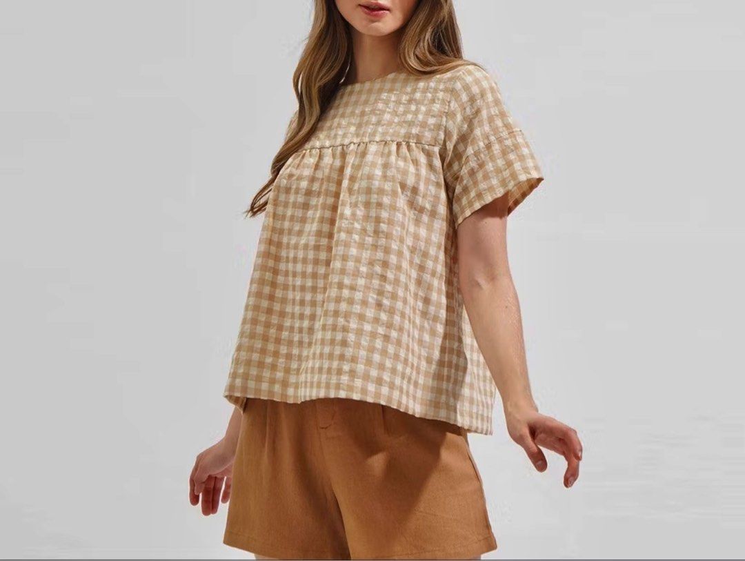 Korean style ForMe Tan Blouse Top Checkered (Category: Blouses) located in Makati City. Submitted by cshells9 (Listing ID 1338595000, Image 1). Description: Preloved ForMe Round Neck Tiered Shirt for Women (Tan) Korean preppy look Checkered round neck tiered top Fabric: Crepe, Woven Size: Small Regular price is ₱998 📍 Waltermart Makati Shipped via Grab/Lalamove.