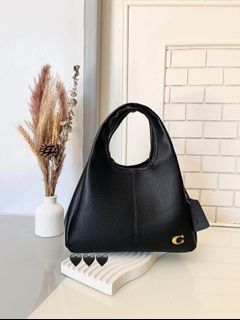 🎄Lana shoulder bag in n black