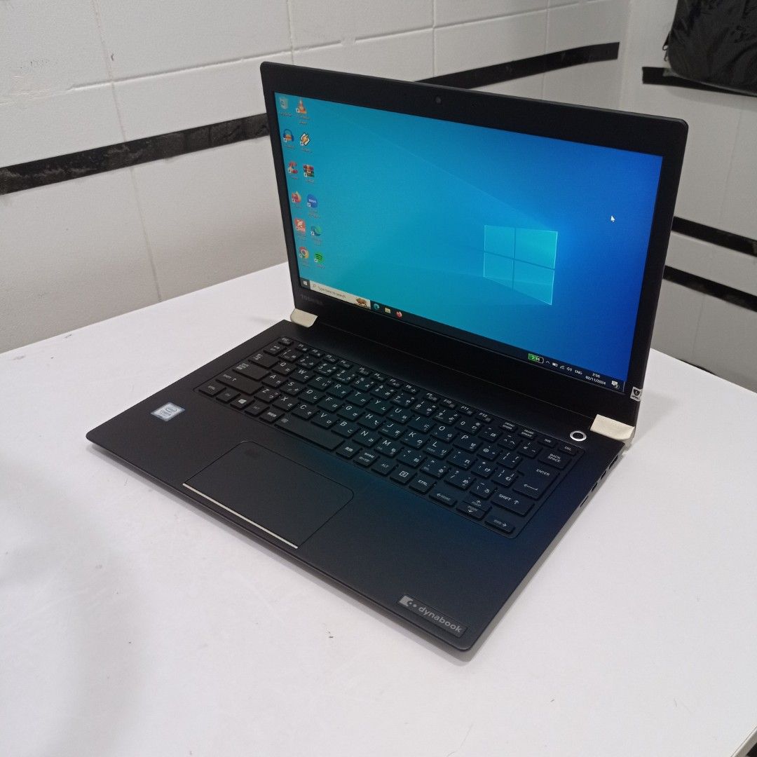 TOSHIBA DYNABOOK Core I7 , Ram8Gb , SSD 128Gb .