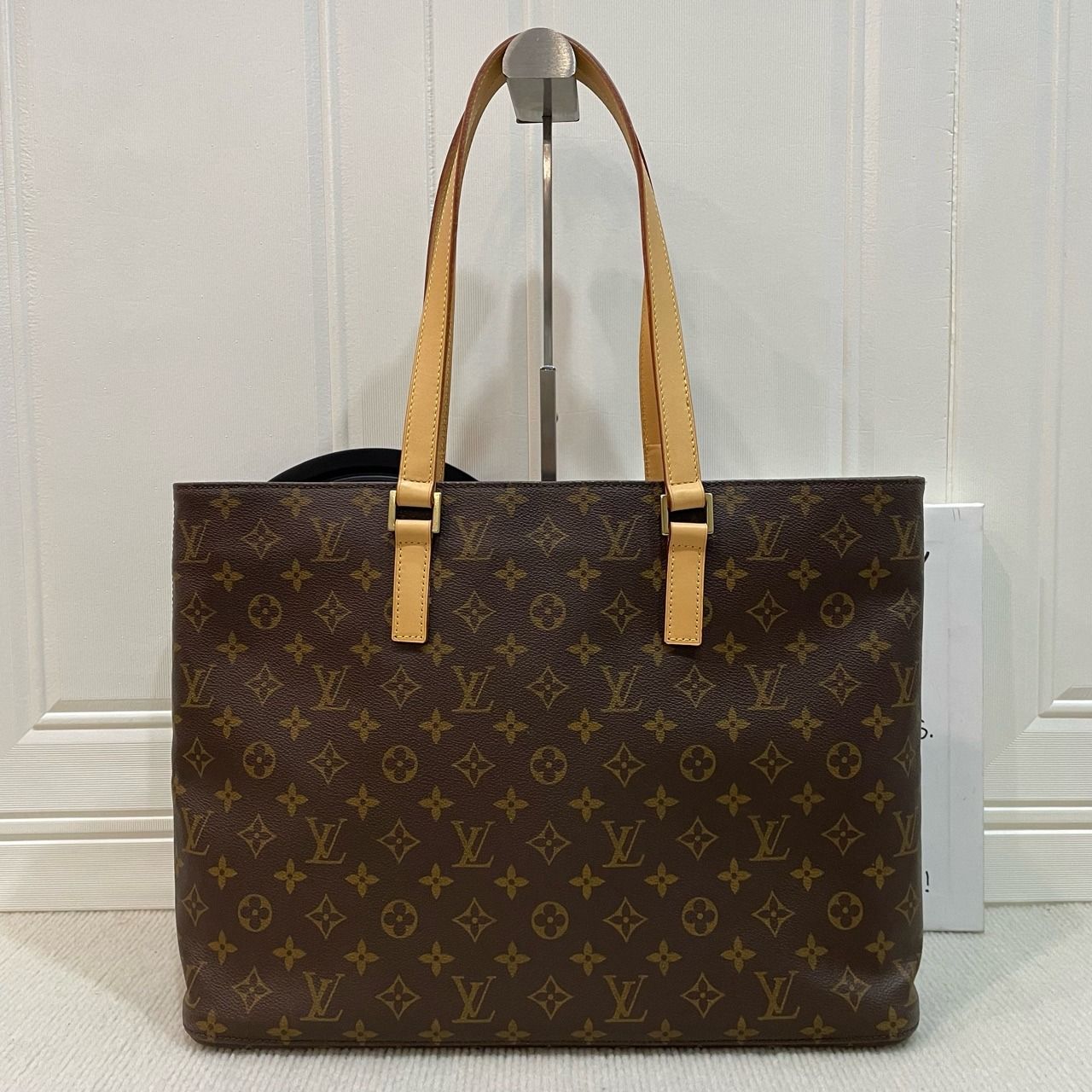 Louis Vuitton Luco Tote Bag in Monogram