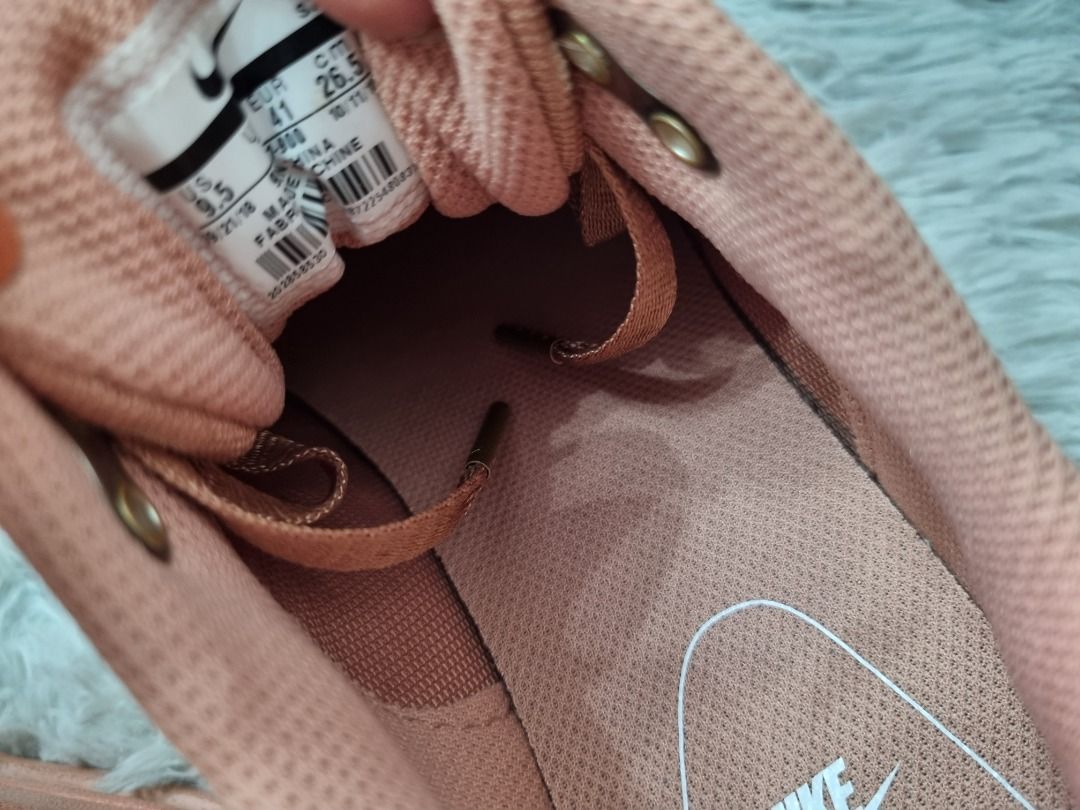 Nike Airmax 1 LX rosegold (Category: Sneakers) located in Trece Martires City. Submitted by miladyoo9 (Listing ID 1338502145, Image 2). Description: Size : 9.5 US/26.5 cm *no box* Rfs : Naka stock lang sya. Bought in South Korea nike store.