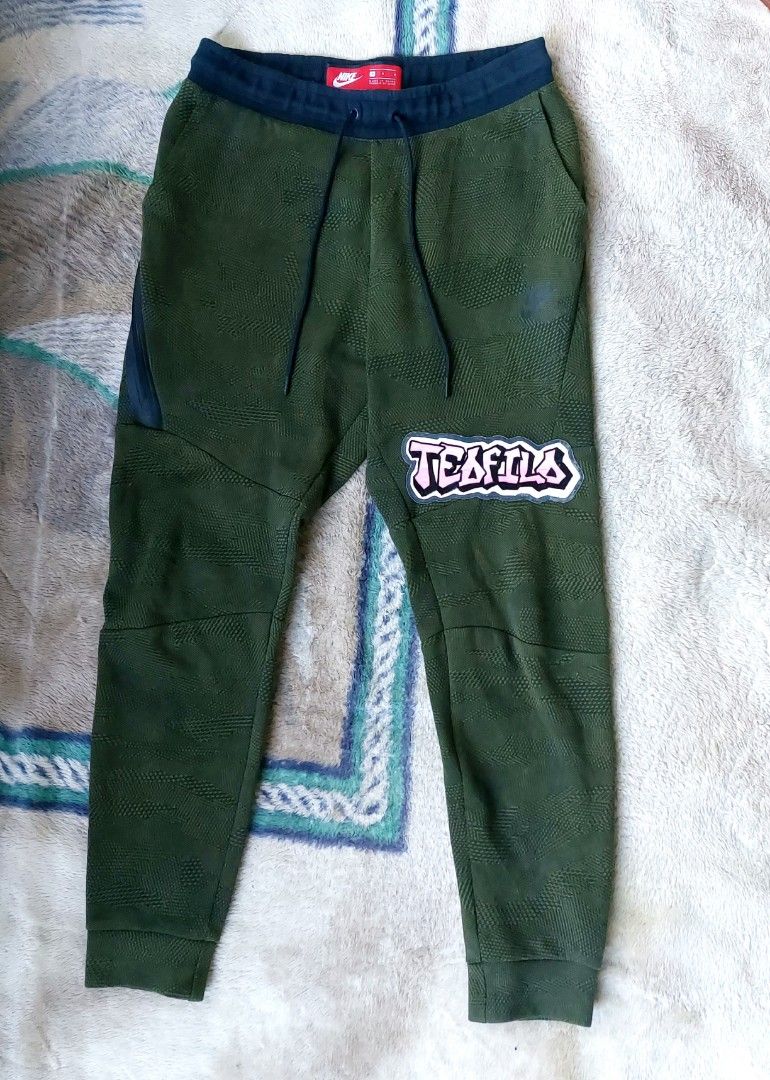Nike techfleece jogger (Category: Joggers) located in Tagum. Submitted by roxasteofilo (Listing ID 1338606858, Image 1). Description: Ptpa Nike fleece Jogger/camo Excellent Condition No issue Size Medium tag(30-32) Haba 37 Price 1499 free shipping po.