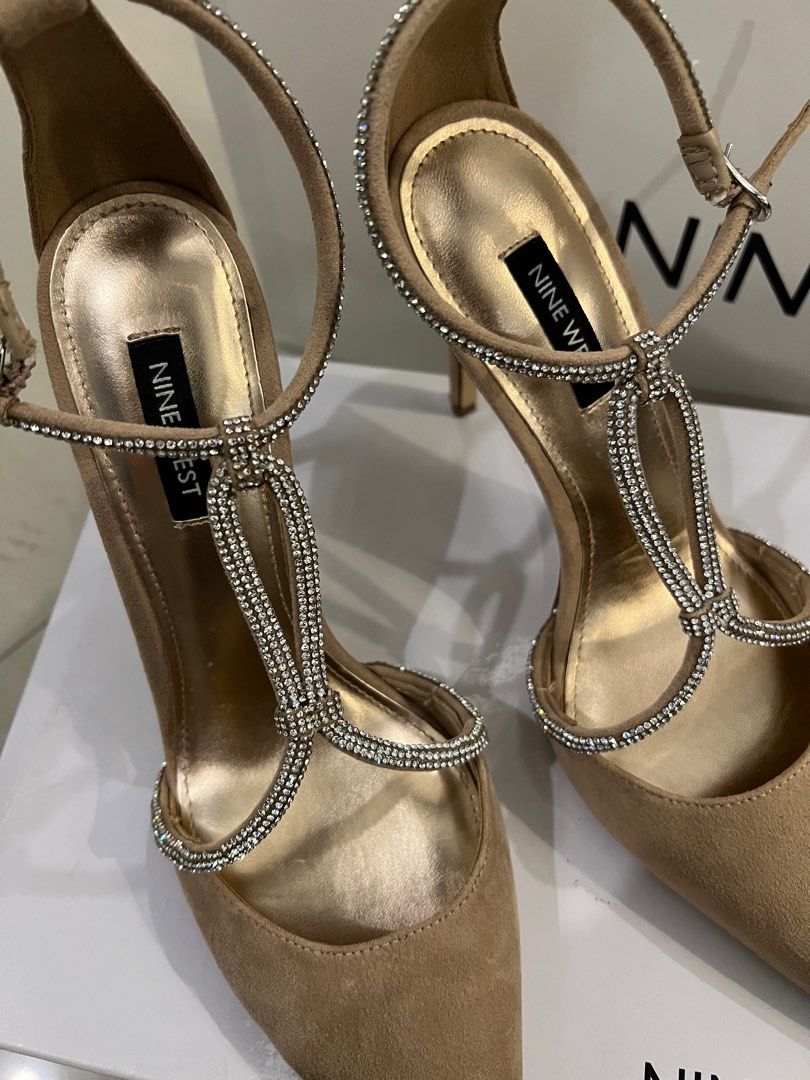 Original Nine west beige stiletto heels (Category: Heels) located in General Trias. Submitted by aireesh00 (Listing ID 1338619556, Image 2). Description: ✨Bought this from mall. Original price is PHP 5,250. Selling it for 4k only ✨Colors may vary due to lighting ✨size 8 on tag but fits well on size 39 ✨brandnew. No issues or damages. Stored in very good condition ✨Very elegant and luxurious. Perfect for pageants, party's and events ✨paper bag is 