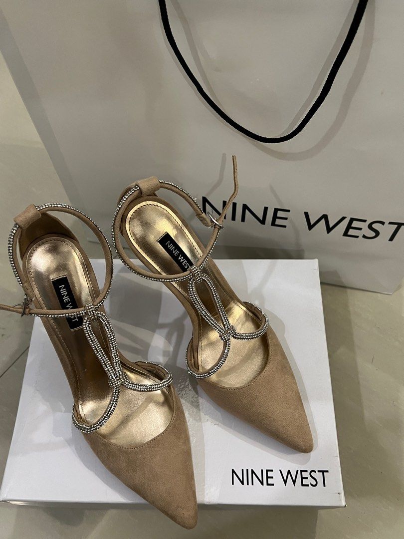 Original Nine west beige stiletto heels (Category: Heels) located in General Trias. Submitted by aireesh00 (Listing ID 1338619556, Image 3). Description: ✨Bought this from mall. Original price is PHP 5,250. Selling it for 4k only ✨Colors may vary due to lighting ✨size 8 on tag but fits well on size 39 ✨brandnew. No issues or damages. Stored in very good condition ✨Very elegant and luxurious. Perfect for pageants, party's and events ✨paper bag is 