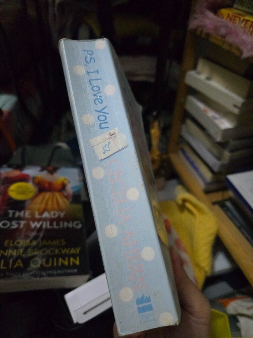 PS I Love You by Cecilia Ahern (Category: Storybooks) located in Manila. Submitted by vanity.olshop (Listing ID 1338491894, Image 2). Description: See photos for condition.