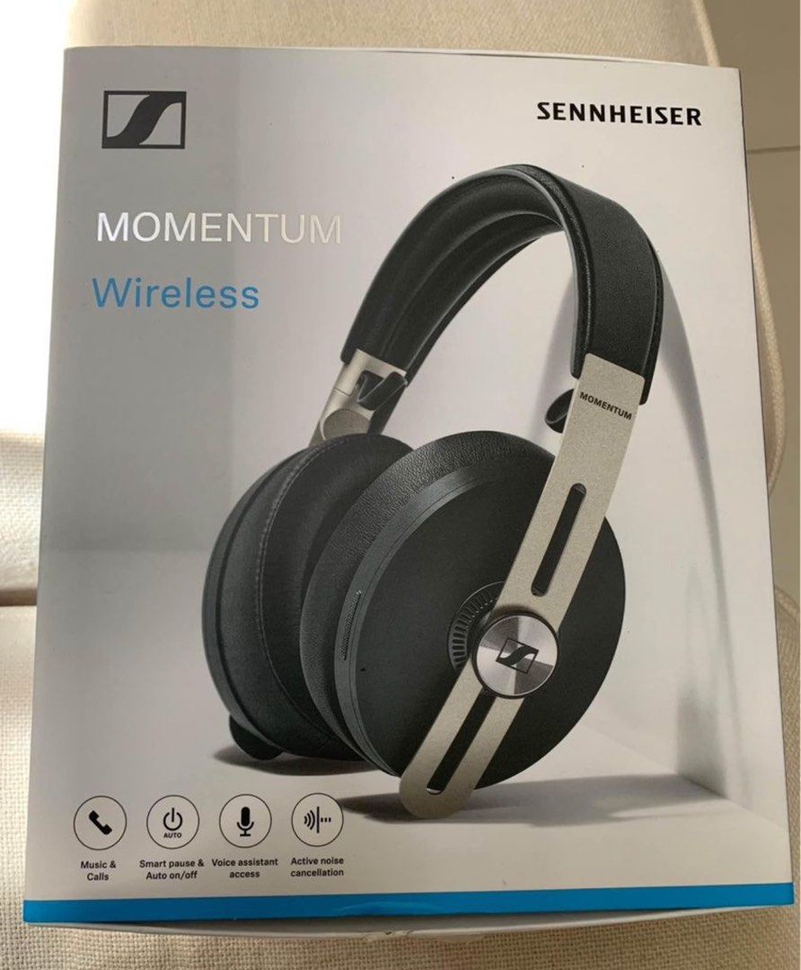 SENNHEISER MOMENTUM WIRELESS (Category: Headphones & Headsets) located in Manila. Submitted by lizz.yy (Listing ID 1338515583, Image 3). Description: SENNHEISER MOMENTUM WIRELESS M3AEBTXL QC. Manila.