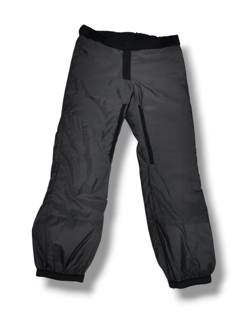 Spyder troublemaker pants Men s Fashion Bottoms Trousers on Carousell