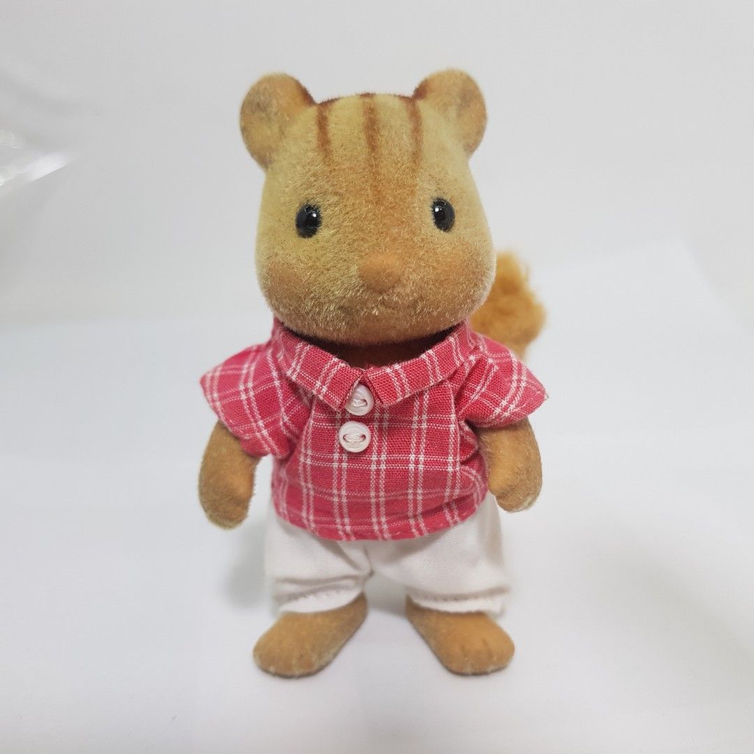 Sylvanian Family Collectibles Anik Anik (Category: Vintage Collectibles) located in Imus. Submitted by bre.noona (Listing ID 1338627800, Image 1). Description: message me!.
