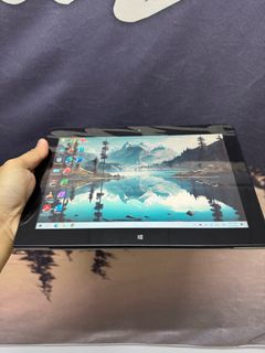 (Category: ) located in . Submitted by Niz.Gadget (Listing ID 1338505643, Image 1). Description: .