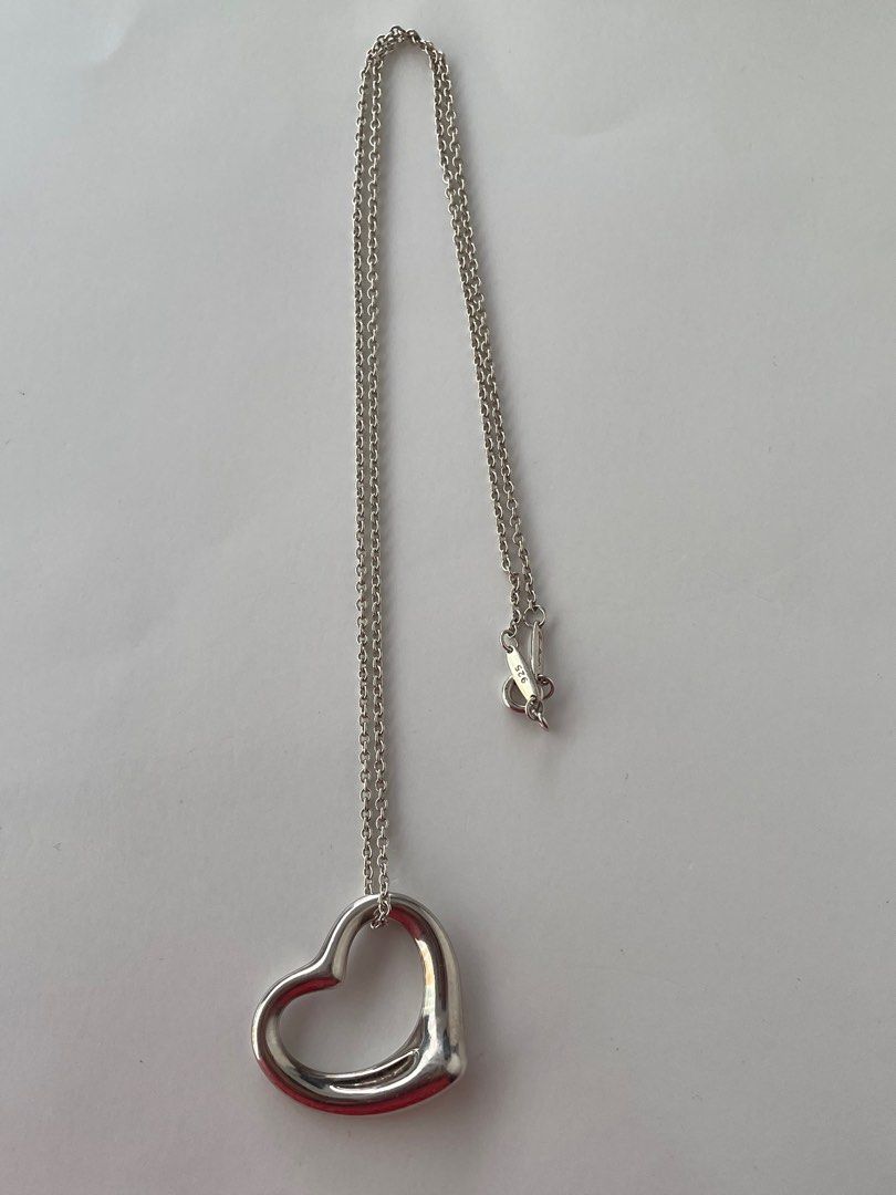 Tiffany Co Open Heart necklace 22mm