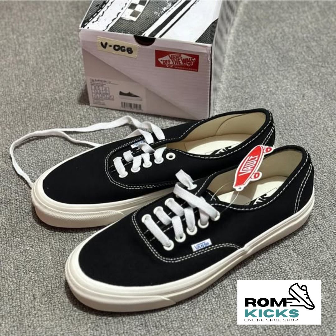 VANS VAULT OG FOR MEN (Category: Sneakers) located in Caloocan City. Submitted by romkicks (Listing ID 1338616105, Image 1). Description: ACTUAL PIC POSTED AVAILABLE SIZE: 40/41//42/43/44.