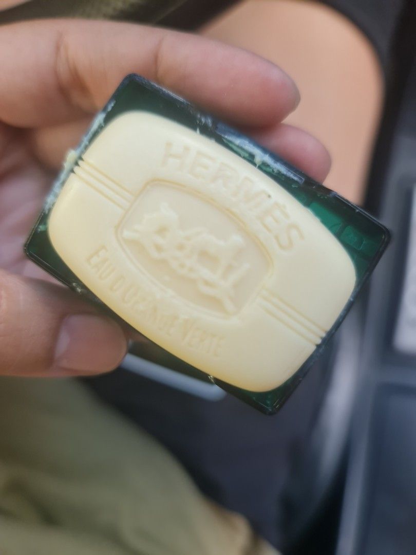 Vintage hermes soap (Category: Bath) located in Baguio. Submitted by hirayadg32419 (Listing ID 1338510426, Image 2). Description: .