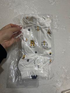 （分類：）位於 。 由 Bilibalabilibala 提交（商品編號 1338712561，圖片 1）。簡介： 。