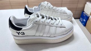 (Category: ) located in . Submitted by vivishops (Listing ID 1338694047, Image 1). Description: .