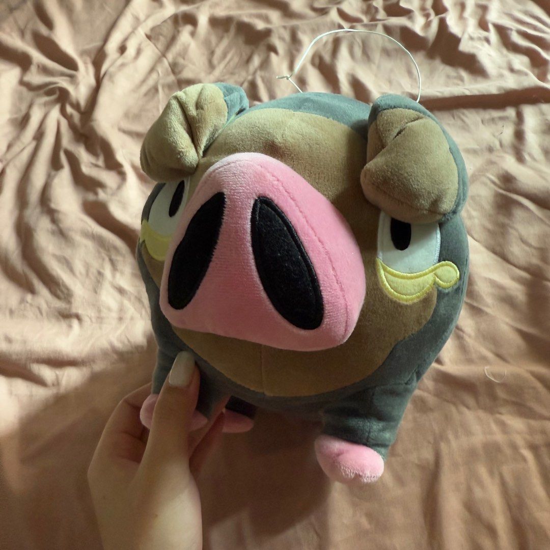 Authentic Lechonk from Japan (Category: Designer & Blind Box Toys) located in Marikina City. Submitted by yellouise (Listing ID 1338694441, Image 1). Description: Got from a claw machine.