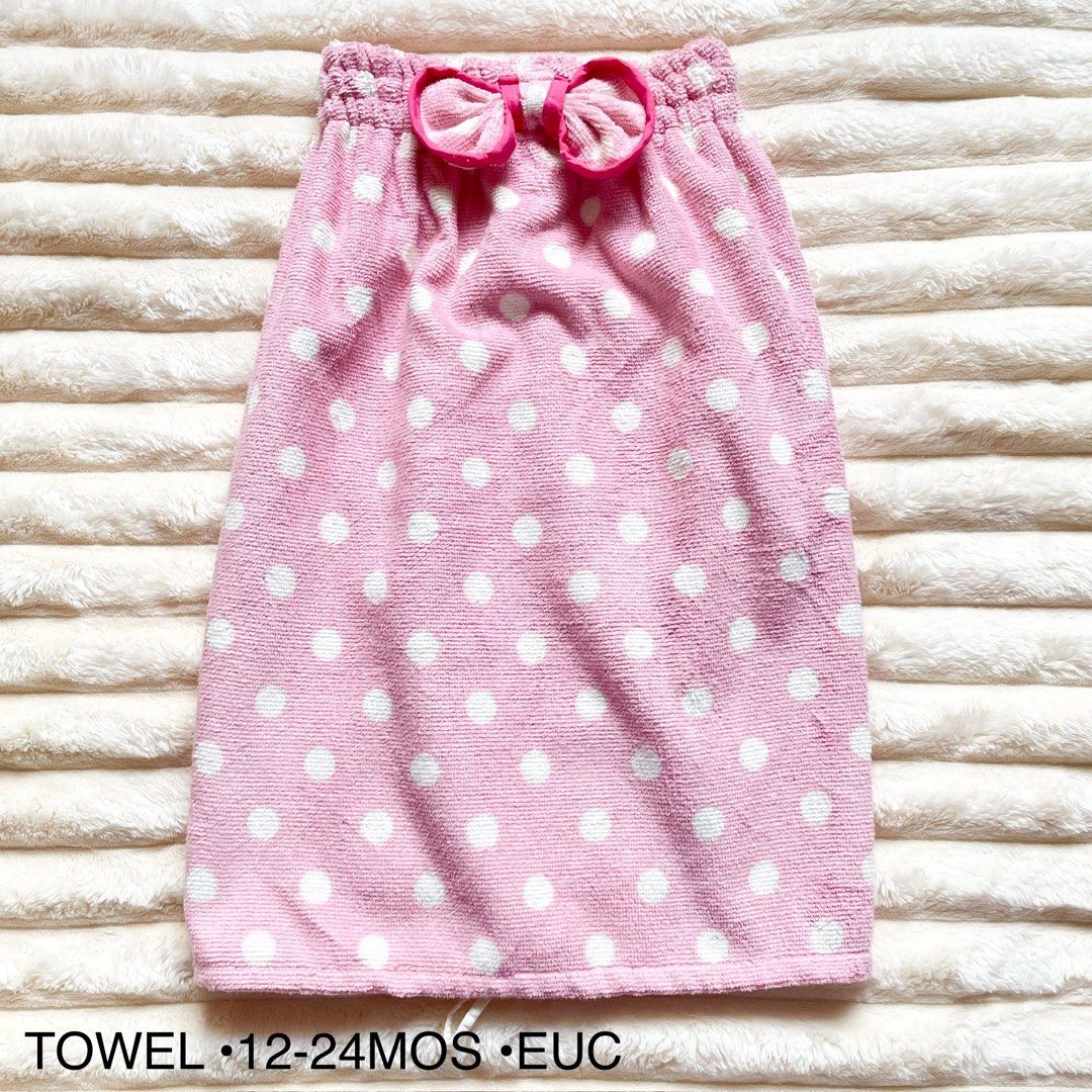 Baby Wrap Towel (Category: Other Baby Bathing & Changing Needs) located in Baguio. Submitted by mapa_laku (Listing ID 1338686269, Image 1). Description: .
