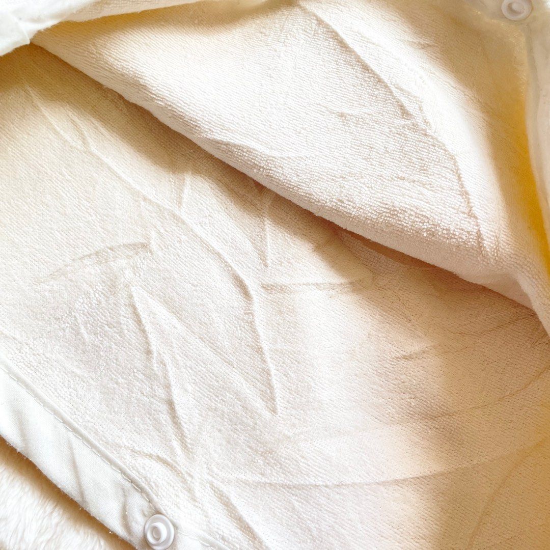 Baby Wrap Towel (Category: Other Baby Bathing & Changing Needs) located in Baguio. Submitted by mapa_laku (Listing ID 1338688289, Image 3). Description: .