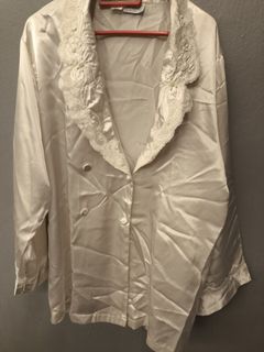 (Category: ) located in . Submitted by u2shop (Listing ID 1338771884, Image 1). Description: .