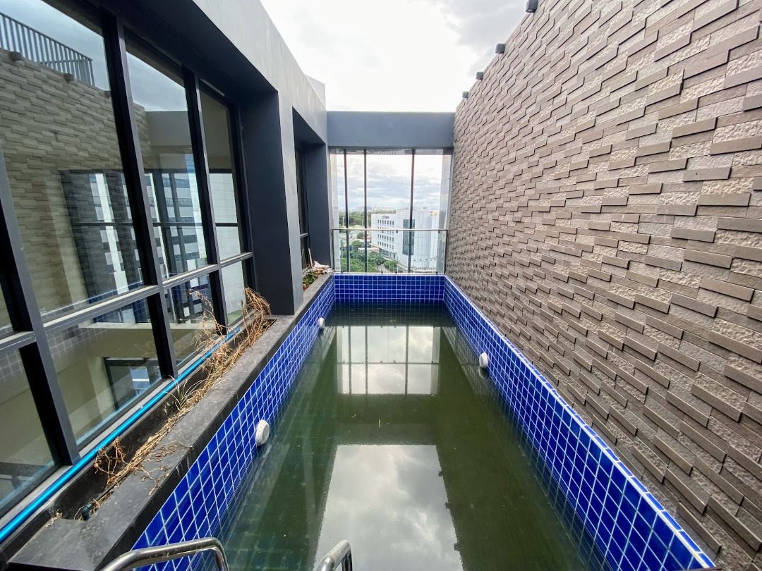 Picture of Bi Level Penthouse unit with mini pool at St Moritz Private Estate ...