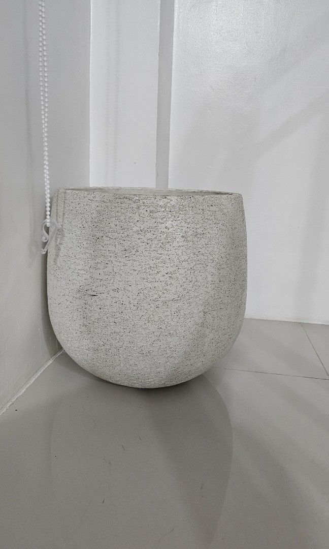 Big Flower Pot From Japan (Handmade) (Category: Other Home Decor) located in General Santos City (Dadiangas). Submitted by markinho_ideas (Listing ID 1338655204, Image 1). Description: Dimensions: 20×15 inches approximately (will measure it by request) Sobrang Ganda.