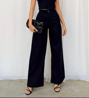 (Category: ) located in . Submitted by _bbwardrobe_ (Listing ID 1338764433, Image 1). Description: .