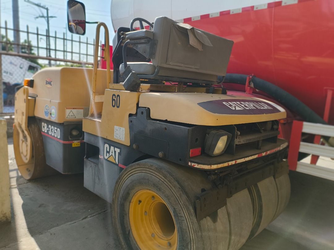 Caterpillar Road Roller CB335D 4 tons (Category: Construction & Building Materials) located in Quezon City. Submitted by pgsc-ecomac (Listing ID 1338715956, Image 3). Description: Caterpillar Road Roller CB335D - Newly arrived and on stock - Negotiable upon viewing in L1-A-2 MGM Compound Bagbaguin Caloocan City (near RC Cola Plant P. Dela Cruz St.) FOR INQUIRIES CALL OR TEXT 0917-127-4597.